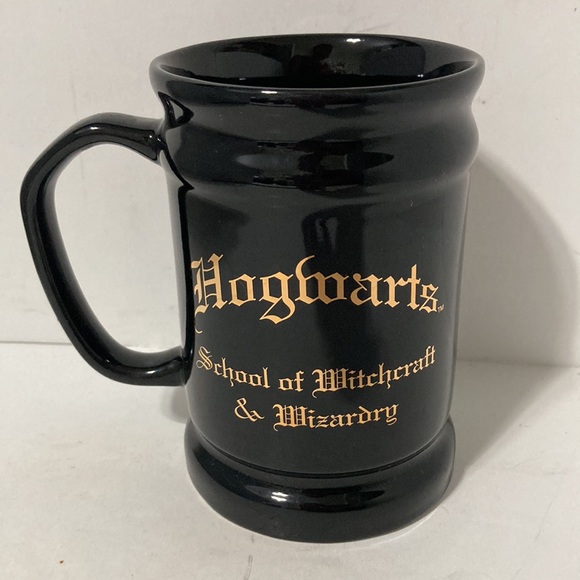 HARRY POTTER Hogwarts Crest Coffee Tea Cup Mug Disney Universal Studios 15 oz - Picture 3 of 16